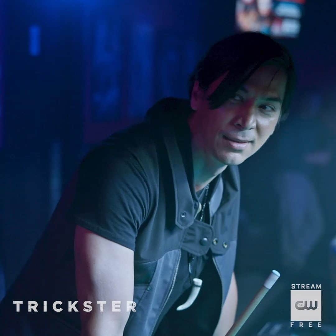 のインスタグラム：「What lies underneath the surface? Stream #Trickster free only on The CW!」