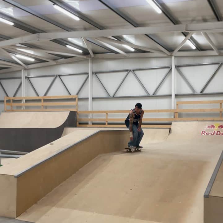 グスタボ・リベイロのインスタグラム：「Inspired by @shanejoneill ❤️ how many can u do in a row ?」