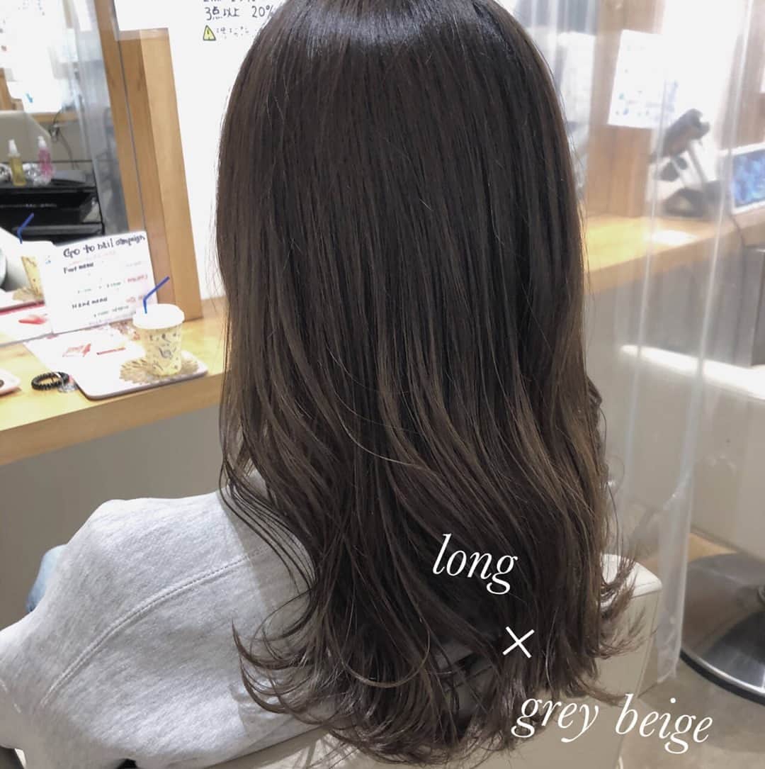 HAIRさんのインスタグラム写真 - (HAIRInstagram)「「圧倒的透明感がほしいなら、グレージュで間違いないっ😎💖」 三盃 宏人（ ＠sanbaihiroto ） . -----------------------------------------------------------  Follow me👉🏽 @hair.cm  HAIR webサイトは「HAIR（ヘアー）」で検索！✨  -----------------------------------------------------------  HAIRは、お客様の『なりたいを叶えるスタイリスト』が集まるサイトです。  日々スタイリストの方々の素敵なヘアスタイルを掲載しています。  投稿スナップ数約40万の中から、気に入ったスタイルを見つけませんか？  HAIRを通じてサロンに予約もできますよ！💕  ----------------------------------------------------------- . . #グレージュ #透け感アッシュ #透明感カラー #圧倒的透明感 #ダメージレス #髮型 #髮型屋 #髮型設計 #发型 #短髮 #日系髮型 #女生髮型 #女生短髮 #염색 #헤어 #단발 #bob #복구펌 #짧은머리 #숏컷」1月20日 21時00分 - hair.cm