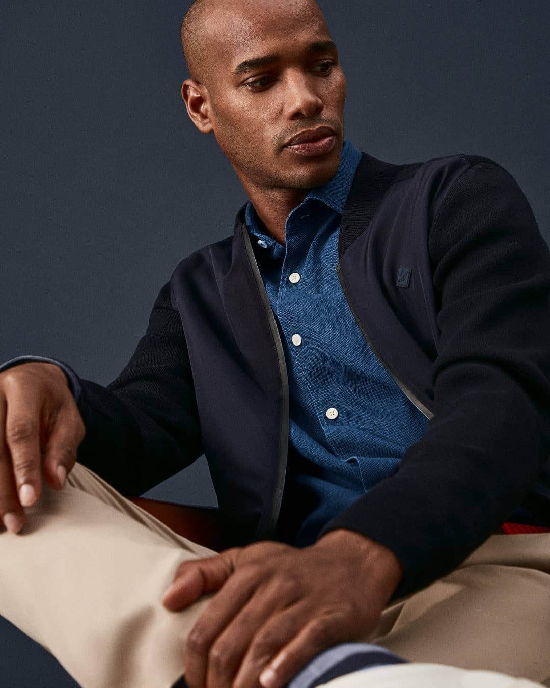 ハケットのインスタグラム：「Create a powerful look that features class and elegance whilst adding a twist of contemporary casualness with our first SS21 arrivals. Discover our latest essentials at the link in our bio.  #STAYHackett」