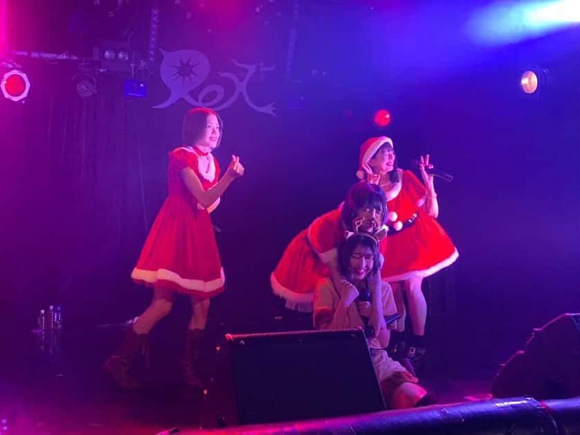 のインスタグラム：「Merry christmas ❄🎅🏼🦌🎄🎁🎂🍷」