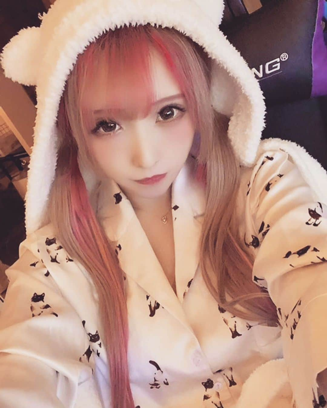 みったんさんのインスタグラム写真 - (みったんInstagram)「Bear🐻♡🐻  #youtube #youtuber #gamer #gamergirl #gaming #japan #japanesegirl #japanese #pinkhair #hairstyle」1月20日 21時36分 - mittan222