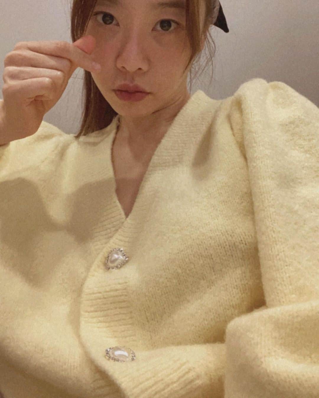 ソジン のインスタグラム：「Love🌷 카메라 효과이름은 스토리에 있어요🐥」