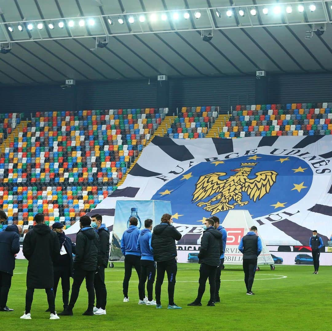 アタランタBCさんのインスタグラム写真 - (アタランタBCInstagram)「Facciamo il nostro ingresso alla Dacia Arena! 👋 The Nerazzurri have arrived at the Dacia Arena! 🙌 ⠀ #UdineseAtalanta #GoAtalantaGo ⚫️🔵 #Atalanta #BergAMO #ForzaAtalanta」1月20日 21時56分 - atalantabc