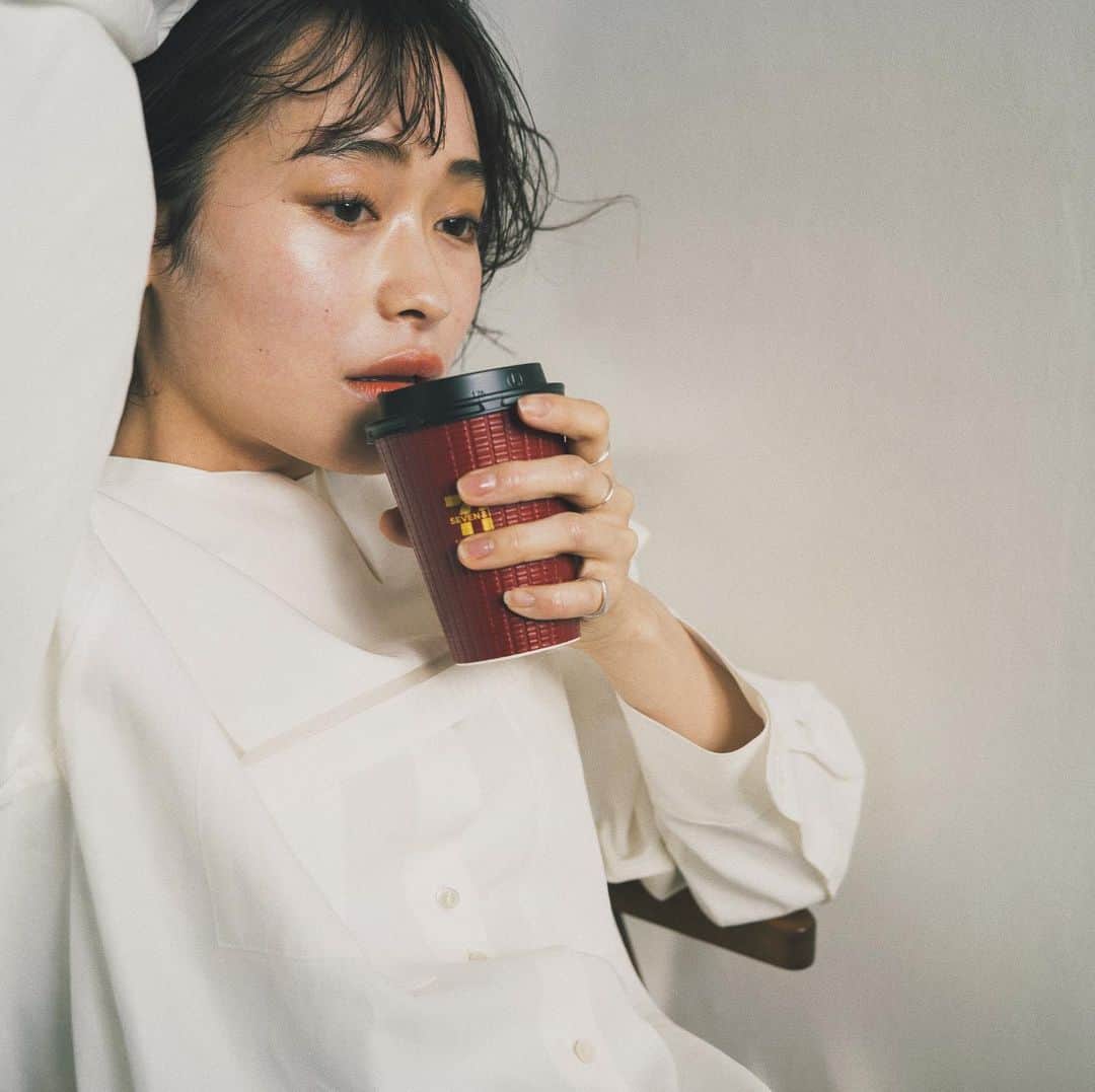 Ryosuke Sugayaのインスタグラム：「@loren___mio   この後服にコーヒーこぼしました☕️  #コーヒー」