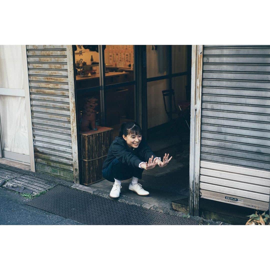 芳根京子さんのインスタグラム写真 - (芳根京子Instagram)「本日発売のminaです🐟 なぜ魚でしょうか🐟 たくさん食べました🐟 全部美味しくて撮影なのに 本気で食べてしまった🐟 是非チェックしてください🐟  ごちそうさまでした😋  #mina」1月20日 21時58分 - yoshinekyoko