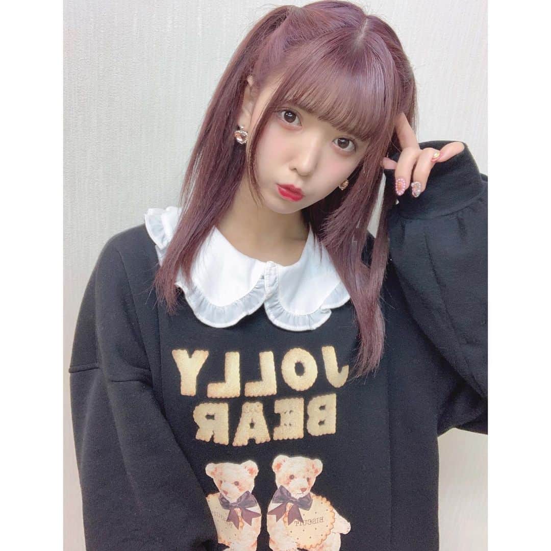 のインスタグラム：「ﾟ+.*ʚ . . . お洋服にくまちゃん🧸飼ってるの😗 最近のお気に入り🥺 . . . ɞ*.+ﾟ」