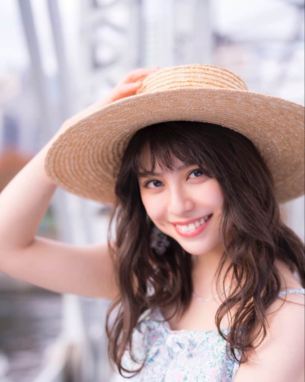のインスタグラム：「-カレンダーアザーカット-  photo by TAKASHI SHIMIZU Hair&make @nakaitsu_ayumi   #カレンダー #calendar  #calendar2021  #オフショット  #offshot  #2021  #29 #photo  #photography  #照片  #포토」