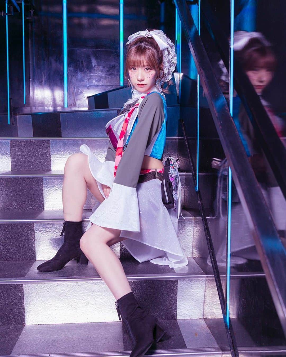 のインスタグラム：「新しいアー写💎勝負ならいつでもどうぞ🤍」