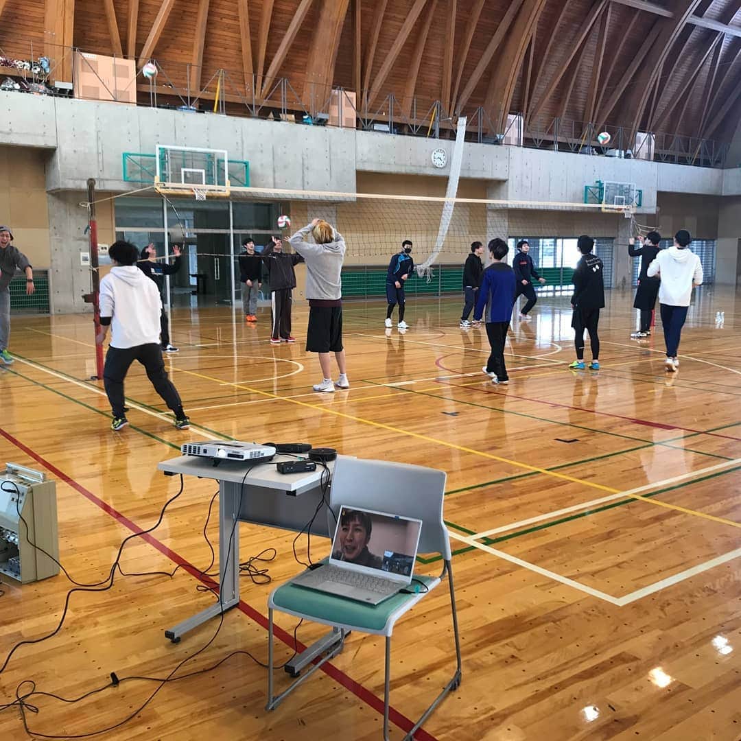 大林素子さんのインスタグラム写真 - (大林素子Instagram)「会津大学の授業は 今週もリモートでした 現場のスタッフ、先生方 ありがとうございました みんな、怪我なく、健康で がんばれー👊😆🎵」1月20日 23時49分 - m.oobayashi