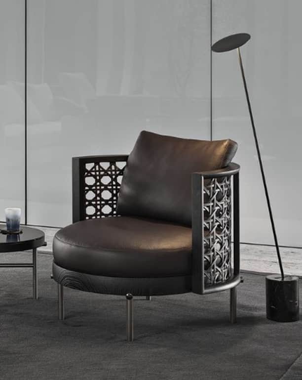 Minotti Londonさんのインスタグラム写真 - (Minotti LondonInstagram)「With constructive details linked to Japanese tradition, the Minotti Torii modular seats play with round-edged volumes, thin profiles, and the apparent formal simplicity of an extremely detailed design.  The metal structure of the legs is Nendo’s nod to the image of the “torii”, the entrance gate to Shinto shrines in Japan.  Explore the Torii Collection by tapping the link in our bio.  #interiordesign #minotti #minottilondon #homedecor #interiorstyling #residentialinteriors #furniture #homeinterior」1月21日 0時00分 - minottilondon
