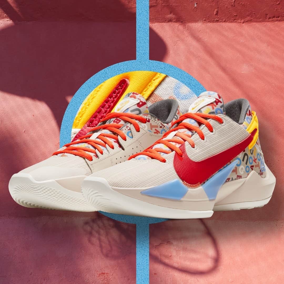 Foot Lockerさんのインスタグラム写真 - (Foot LockerInstagram)「In China, Giannis is known as 'Letter Bro'. The latest #Nike Zoom Freak 2 playfully incorporates alphabetical graphics inspired by the nickname.  Available January 22nd online & in select stores.」1月21日 0時21分 - footlocker
