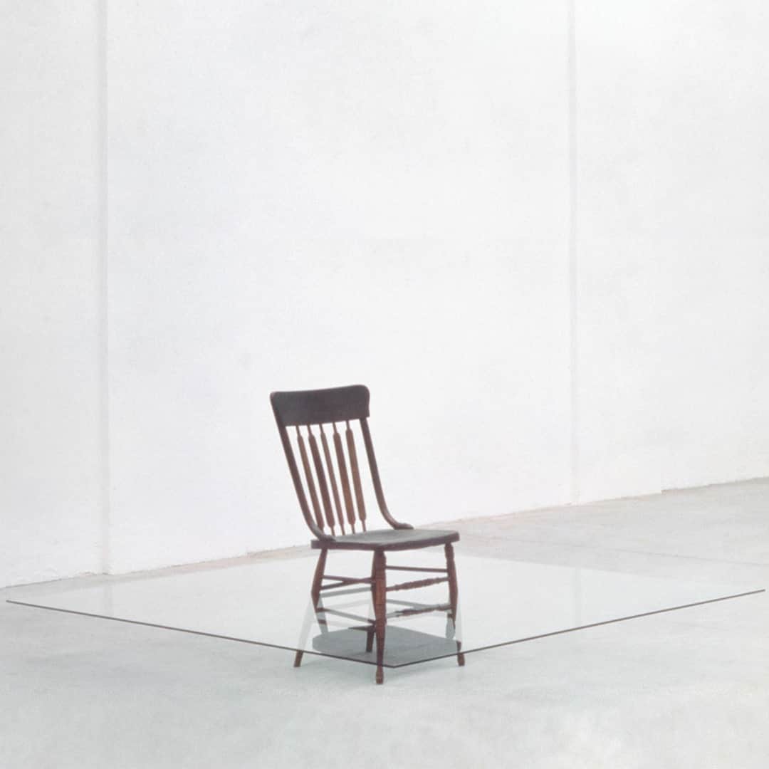 エルエヌシーシーのインスタグラム：「LN-CC Inspiration: Untitled by Charles Ray, 1976. #Archive」