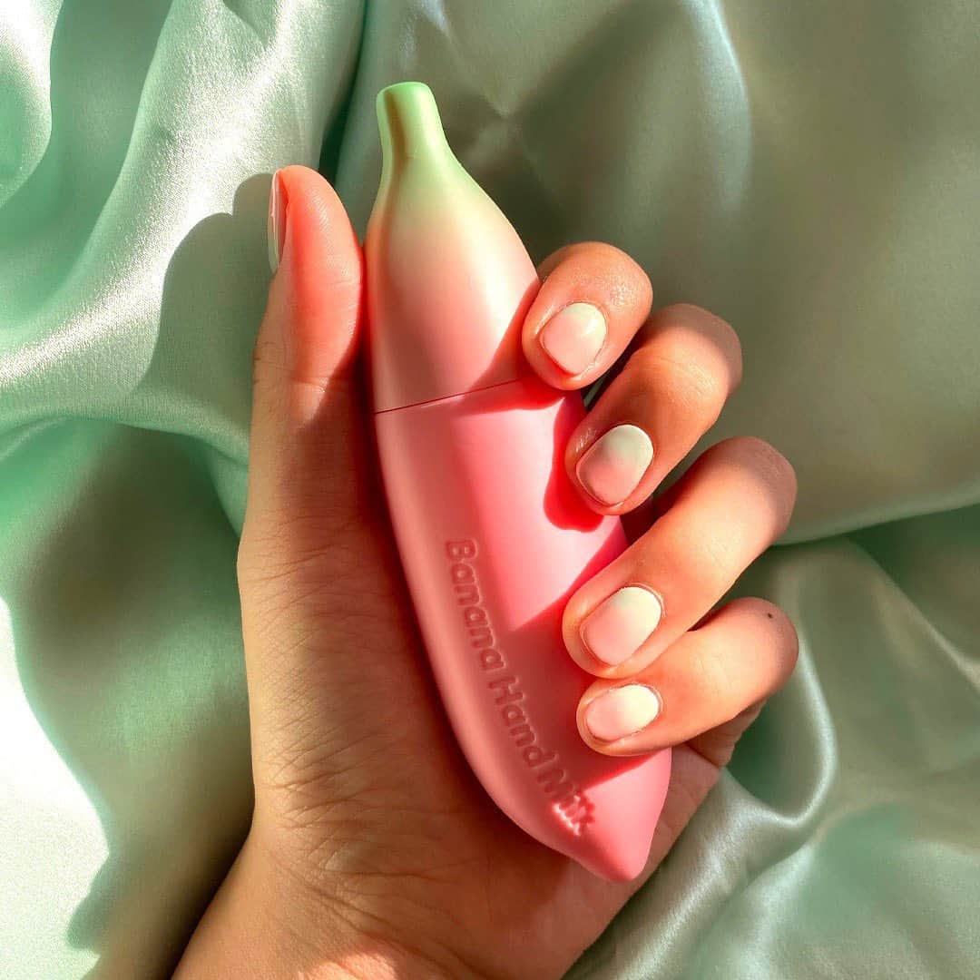 TONYMOLY USA Officialさんのインスタグラム写真 - (TONYMOLY USA OfficialInstagram)「When your nail art matches your favorite hand cream 🤣💖#TONYMOLYnMe #xoxoTM」1月21日 1時16分 - tonymoly.us_official