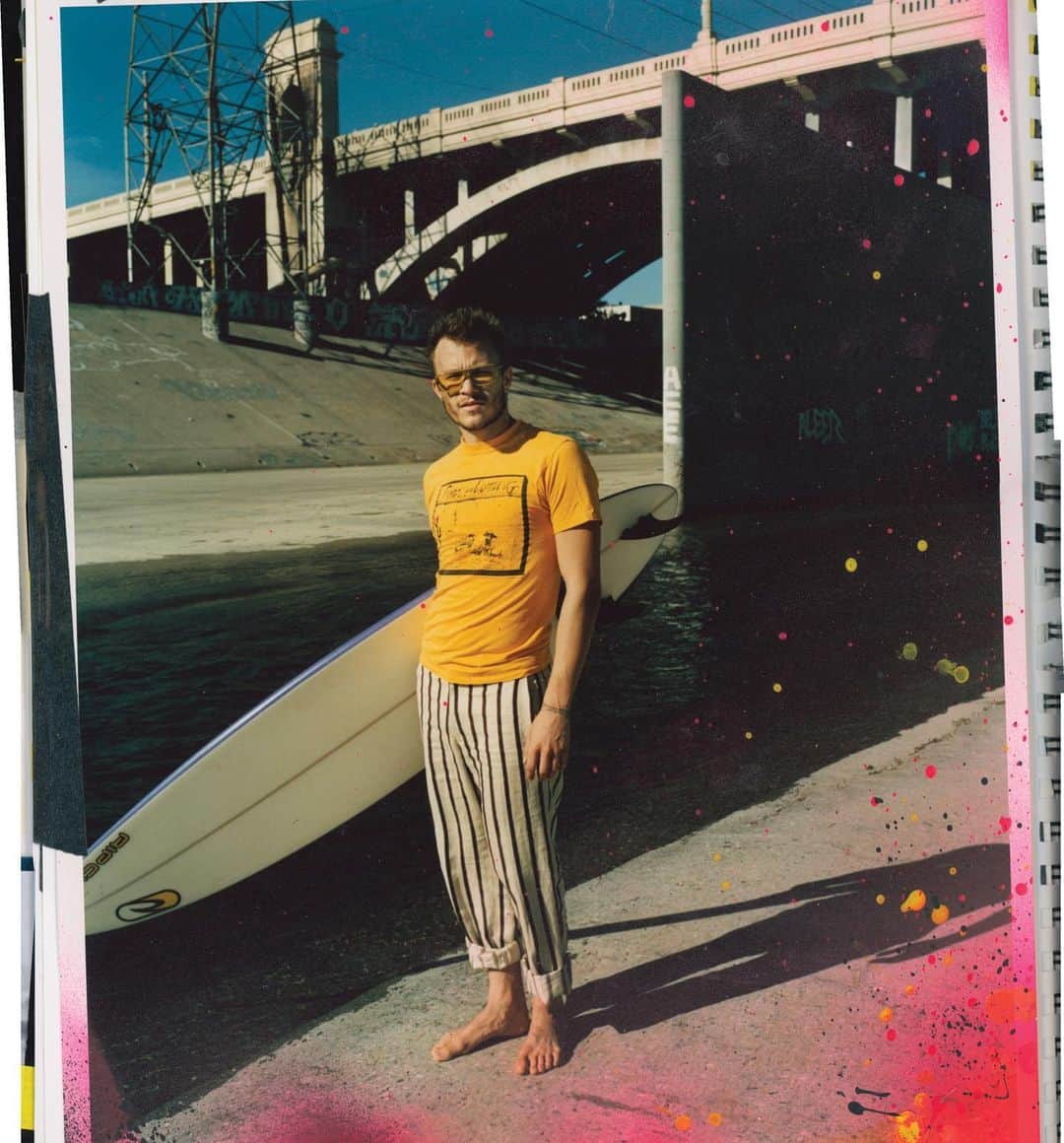 ベン・ワッツさんのインスタグラム写真 - (ベン・ワッツInstagram)「Heath at the LA river in his fear & loathing t shirt .... from the Heath zine . #lariver #surf&skate #heathledger #benwatts #film #kodack #pentax67」1月21日 1時17分 - wattsupphoto