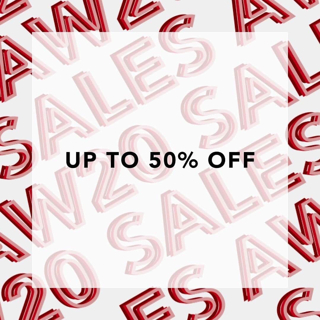 レクレルールのインスタグラム：「ENJOY 30% TO 50% OFF on selected items from the AW20 collections ⚠️ Offer valid in-store and on leclaireur.com [link in bio]  #Leclaireur #conceptore  #onlinesales #fashionsales #fw20」