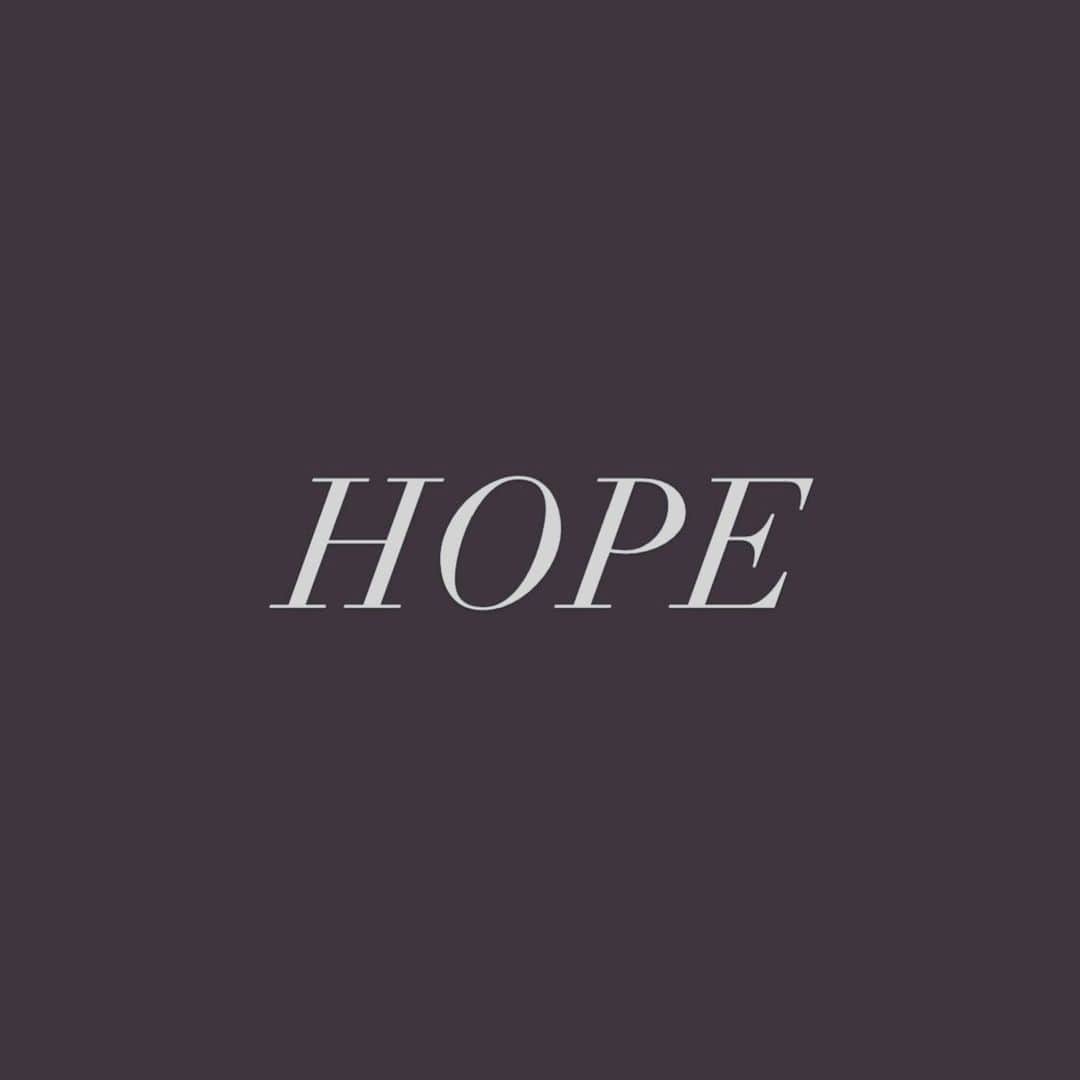のインスタグラム：「Hope: My word of the day and the feeling with which I’m overcome. This country has a lot of work to do still but I truly believe we’re off to the right start. #inauguration 🇺🇸」
