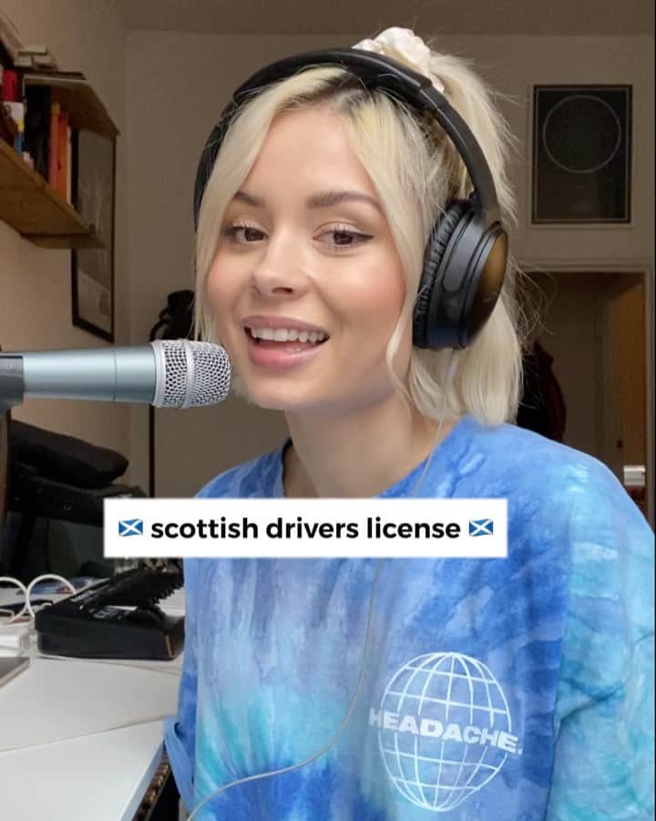 ニーナ・ネスビットのインスタグラム：「I said forever and you said naw 😂👋🏼」