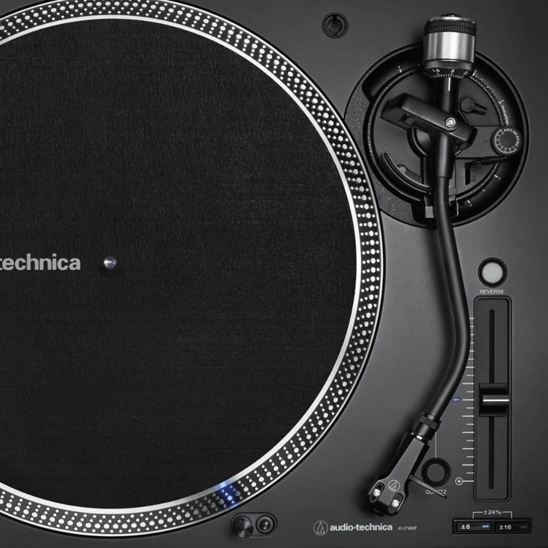 Audio-Technica USAさんのインスタグラム写真 - (Audio-Technica USAInstagram)「It’s #NationalDiscJockeyDay and we’re celebrating all of the talented DJs that play our favorite music and spin the records. Check out our turntables in the link in our bio!⁠ .⁠ .⁠ .⁠ #AudioTechnica #ATLP140XP #LP140XP #Turntables #DJs #VinylJunkie #LP #Record #Vinyl」1月21日 3時02分 - audiotechnicausa