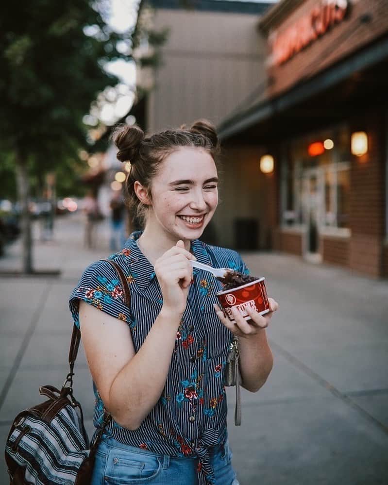 コールド・ストーン・クリーマリーのインスタグラム：「Cold Stone Creamery ✨a series ✨  📸: @a.mandajolie」