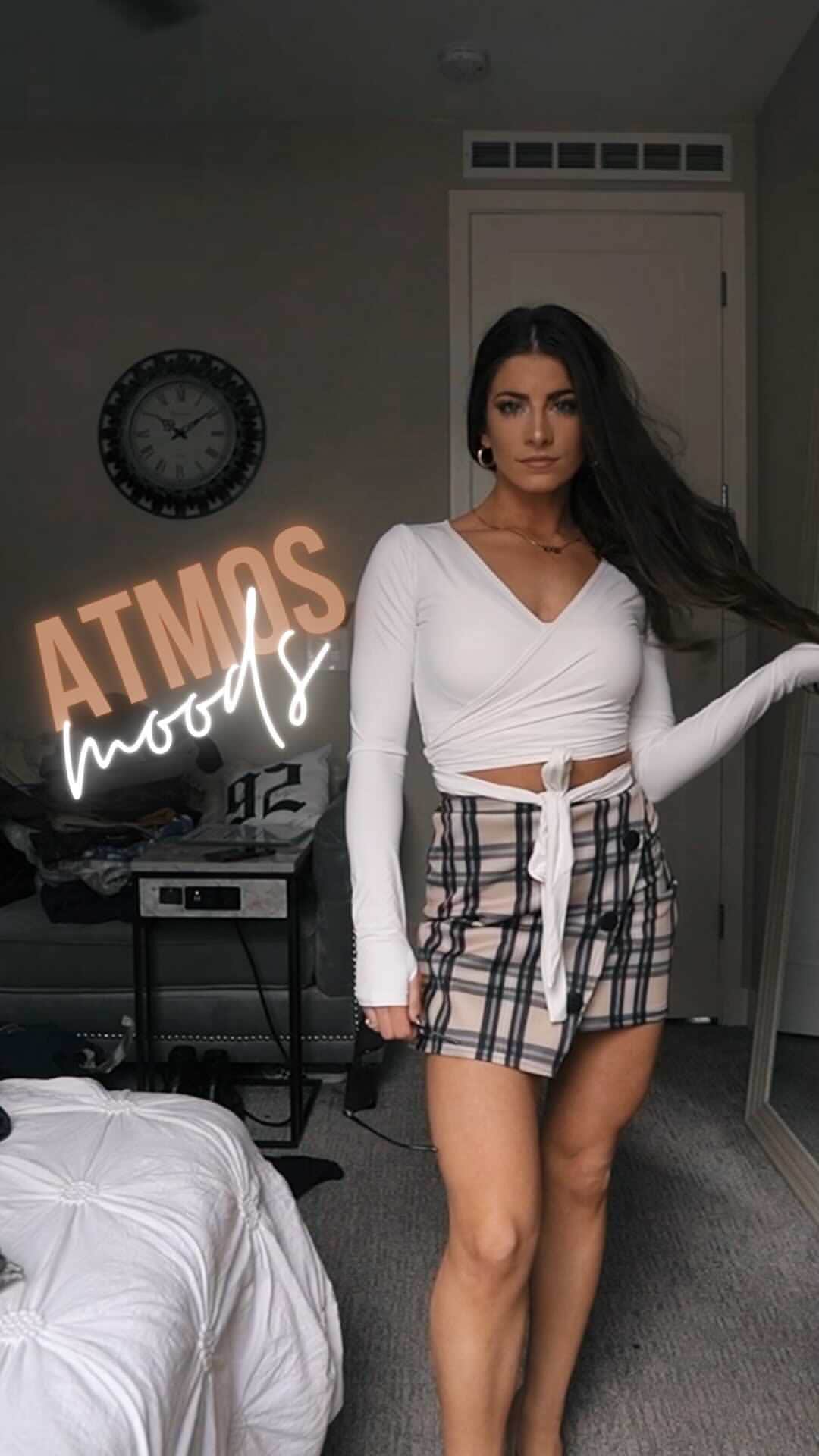 Paige Reillyのインスタグラム：「The moods of @balanceathletica Atmos 😇 I was listening to this song the other day and was like ooo that’d be a fun reels 😂😩 hopefully it got the point across that these pieces are so versatile and you can do just about anything with them !!! Obsessed is an understatement really lol⁣ ⁣ My giveaway was extended to tonight (2 posts back) so be sure to enter that! And also I’ll be doing a question box for all of your Atmos questions tonight or tomorrow 🤍✨⁣ ⁣ Hope you guys have an amazing day!!!」