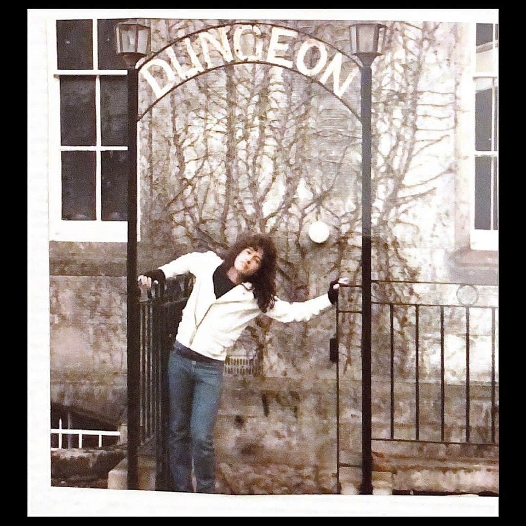 Queensrycheさんのインスタグラム写真 - (QueensrycheInstagram)「#waybackwednesday - Michael on a day off sightseeing in the UK while we were on tour with Dio circa '83 - check out the white leather ha ha ha 🤭 #queensryche #unitedkingdom🇬🇧 #circa1983 #michaelwilton #whip #memories #dayoff #whiteleatherjacket #stylinginspiration #soyoung #only23yearsold #diotour #waybackwhen #goodtimes #sightseeing #memoriesinthemaking📷」1月21日 3時15分 - queensrycheofficial