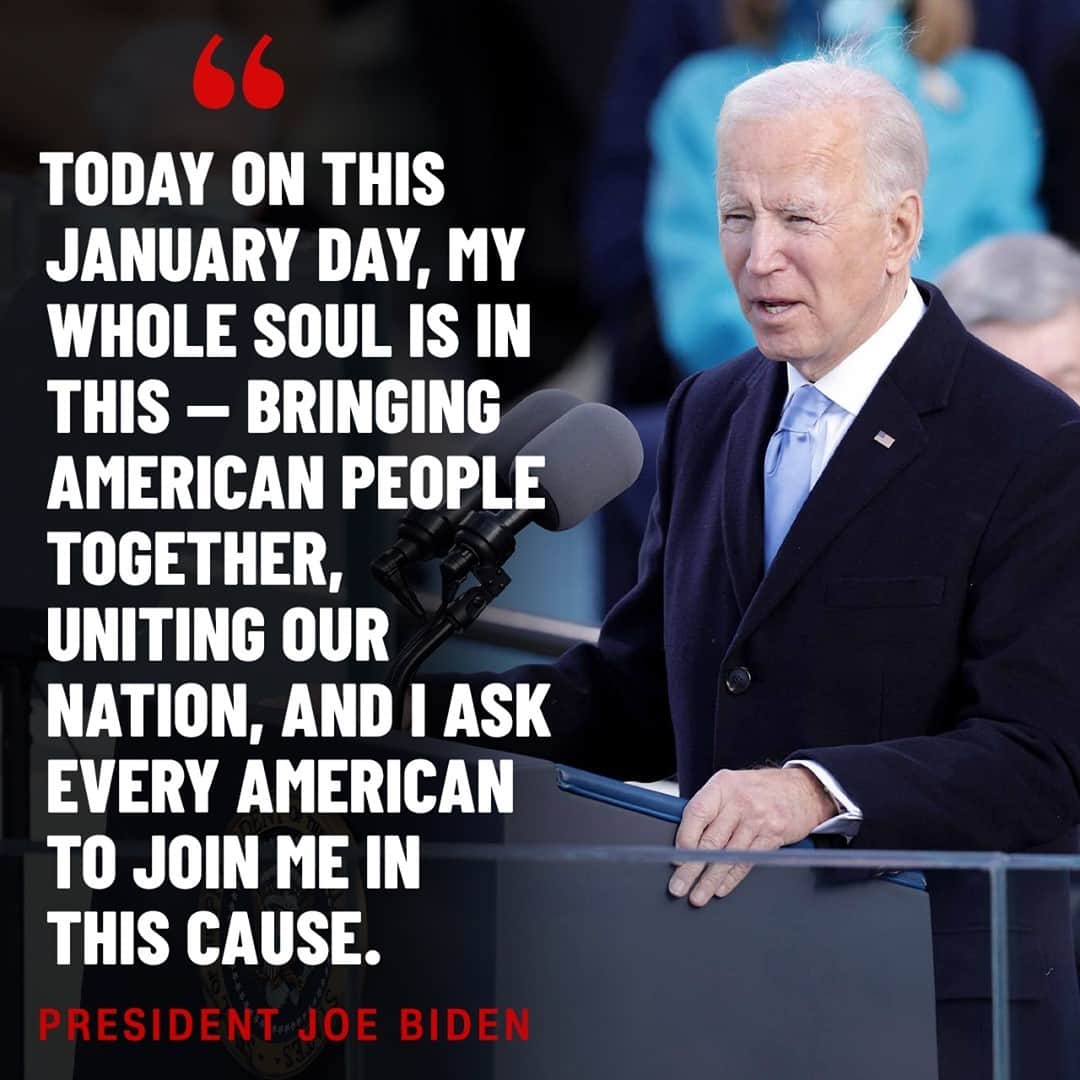 CNNさんのインスタグラム写真 - (CNNInstagram)「President Joe Biden was sworn in as the 46th president of the United States Wednesday, ushering in a new era of calm and comity to Washington after four divisive and tumultuous years under former President Donald Trump. "Politics doesn't have to be a raging fire destroying everything in its path," Biden said, calling on Americans to come together. "We have to be different than this. America has to be better than this."⁠ ⁠ (📸: Getty Images)」1月21日 3時26分 - cnn