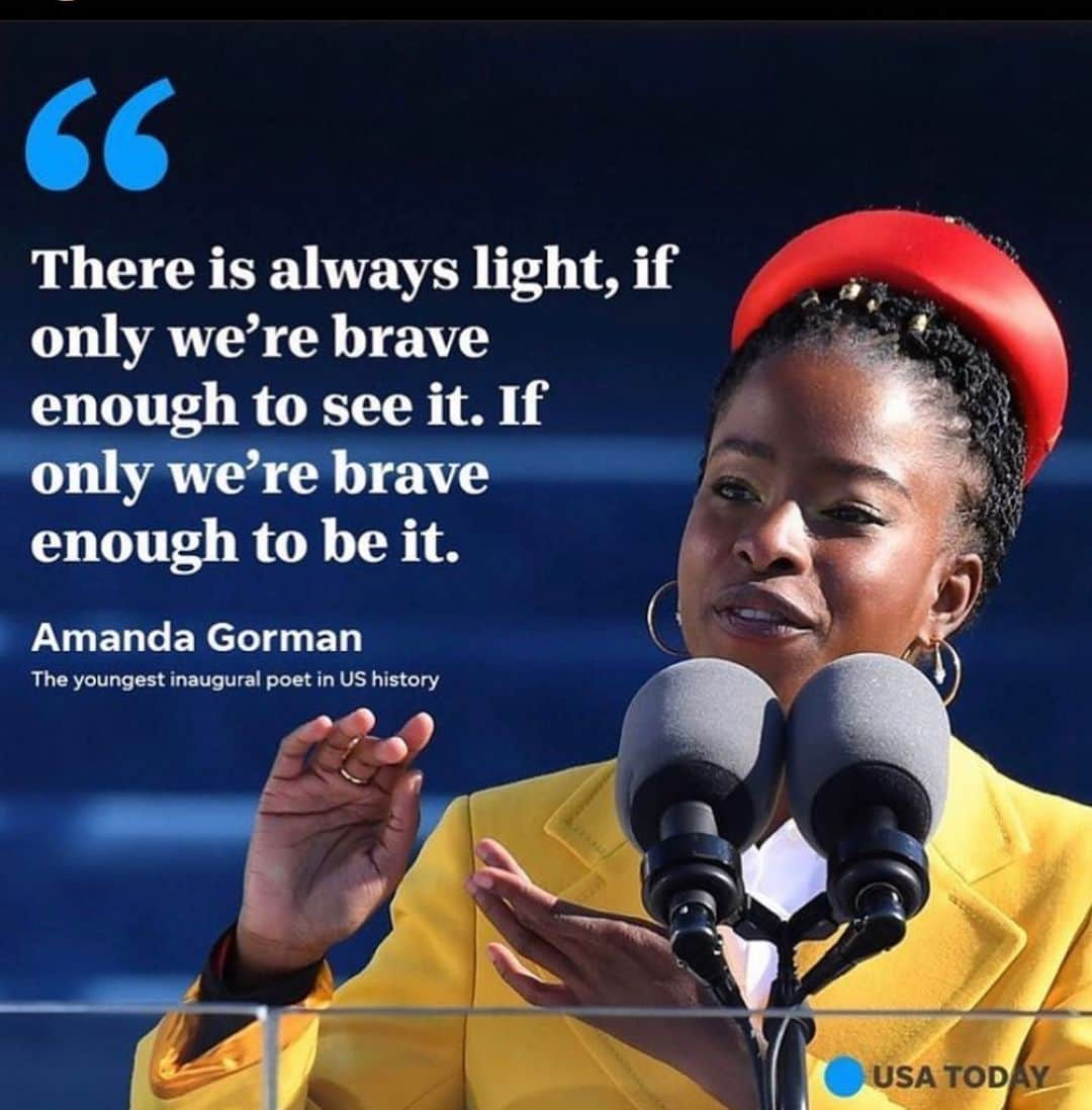 ラ・ラ・アンソニーさんのインスタグラム写真 - (ラ・ラ・アンソニーInstagram)「Such powerful words this morning from the brilliant @amandascgorman 🙏🏽words that uplifted us and gave us a renewed sense of hope today. Thank you for shining your light so bright & reminding all of us to BE BRAVE 🇺🇸 (let’s not forget she’s the youngest inaugural poet in US history‼️)」1月21日 4時11分 - lala