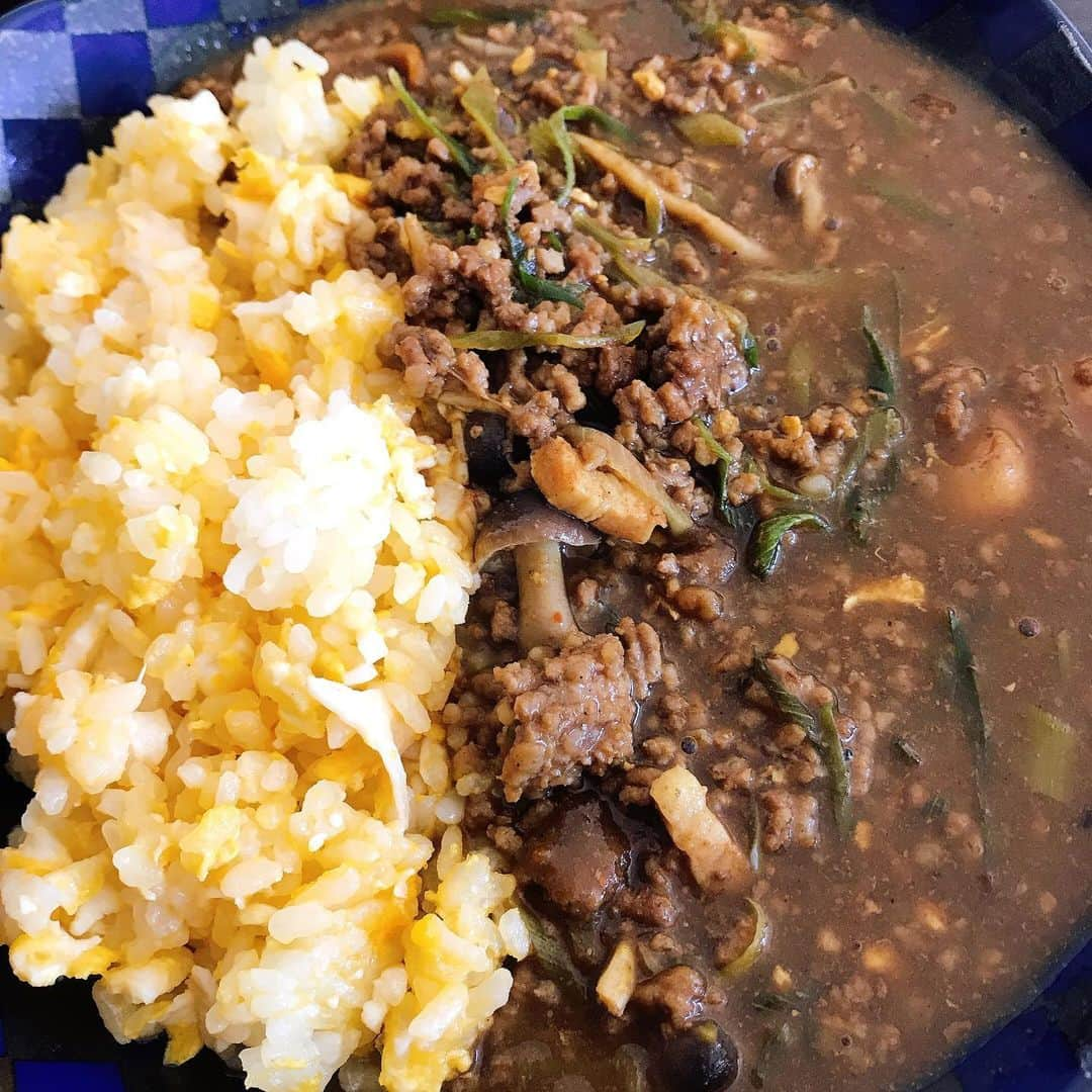 藤田太陽のインスタグラム：「・ 残り物で自分流キーマカレー ・ 味は良し。」