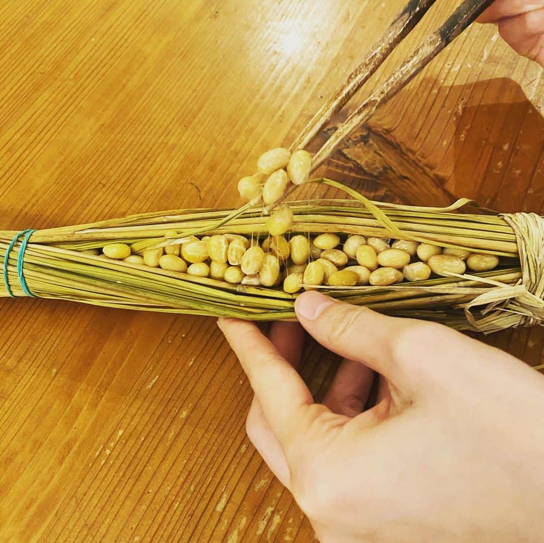 長澤奈央さんのインスタグラム写真 - (長澤奈央Instagram)「子供達と納豆作り！！ 大粒で美味しい納豆でした。  #風土農園 #納豆作り #食育 #次は何作ろうかな」1月21日 13時43分 - nagasawana_official