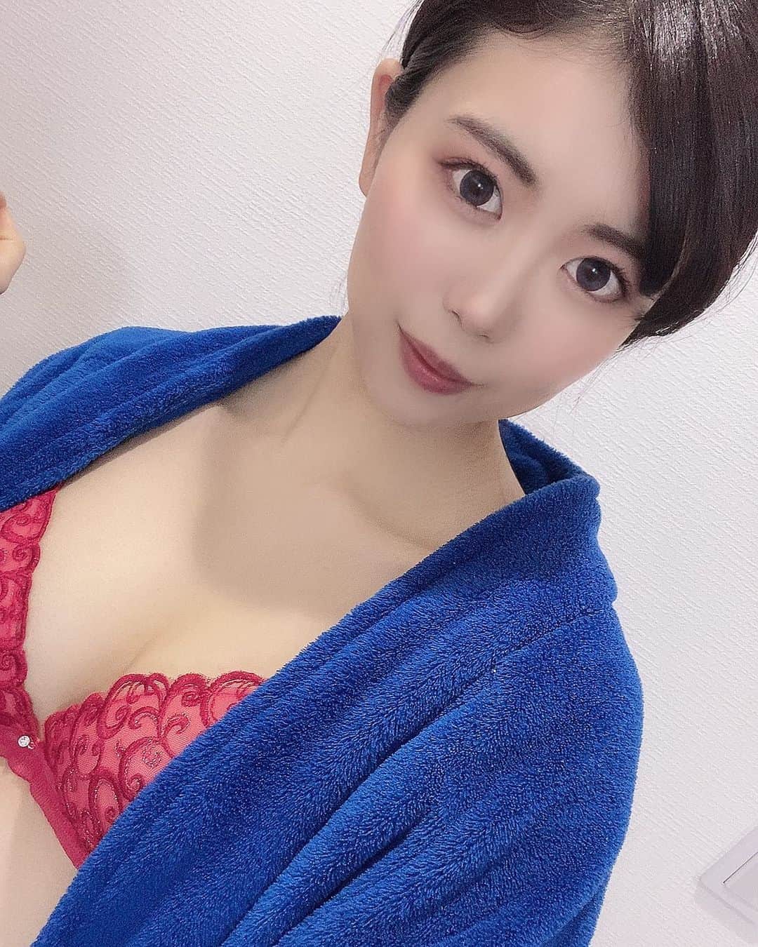のインスタグラム：「ちょっと中性的〜　#宮村ななこ #宮村菜菜子 #恵比寿マスカッツ #撮影 #中性的女子 #中性 #写真 #photography #photo」