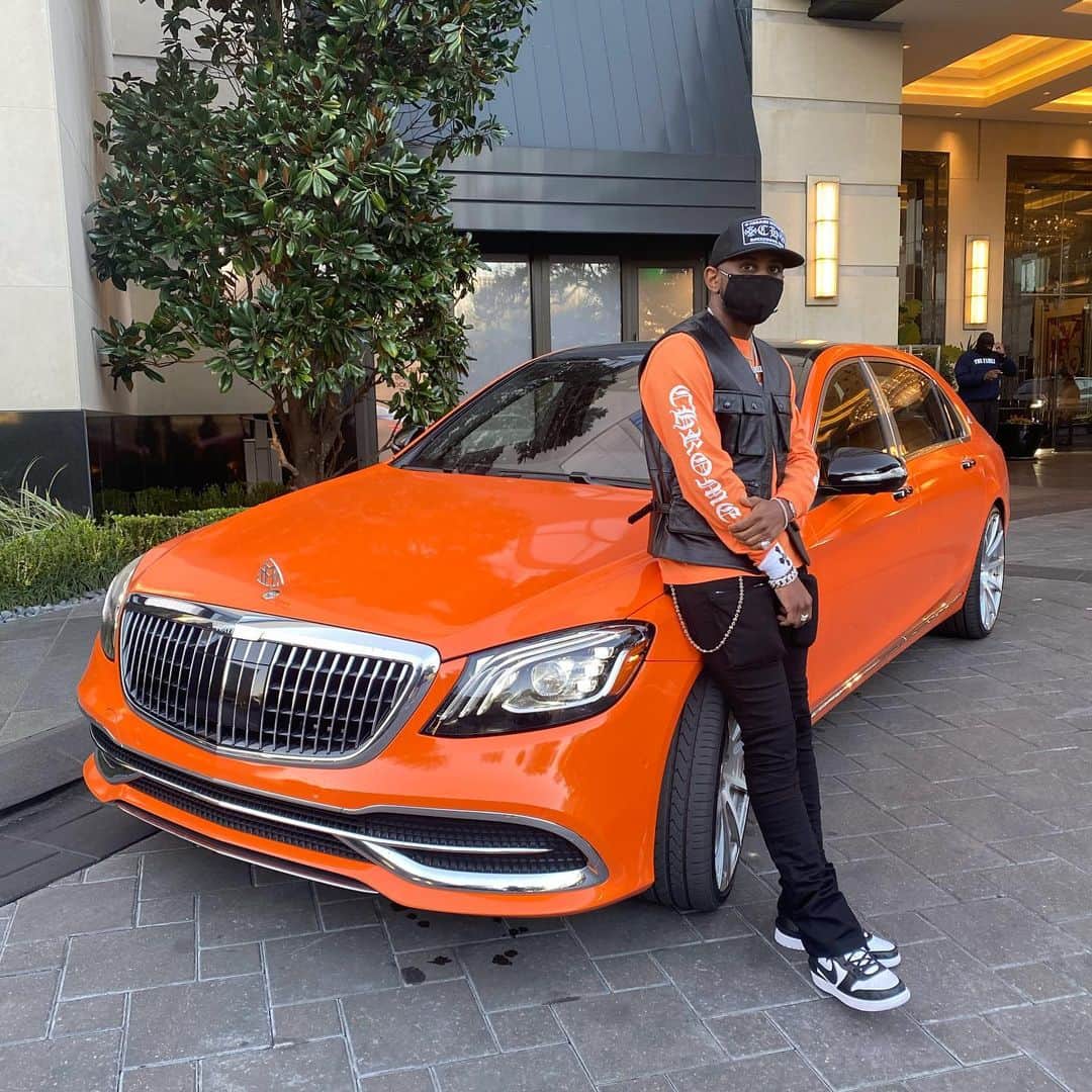 ファボラスのインスタグラム：「The haters rather see you in County orange tho.. 🧡」