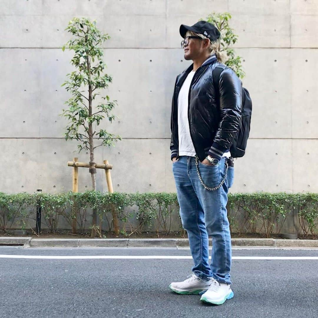 棚橋弘至さんのインスタグラム写真 - (棚橋弘至Instagram)「ここ10日の #ootd 🧢👕👖👟」1月21日 14時37分 - hiroshi_tanahashi