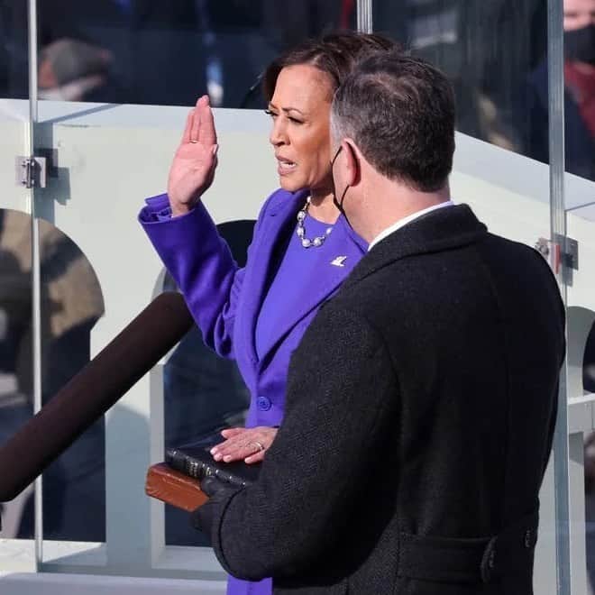 ナターシャ・ヘイスティングスのインスタグラム：「“My mother would look at me and she' d say, 'Kamala, you may be the first to do many things, but make sure you are not the last.” ~ Vice President Kamala Harris. Today was a good day ❤️」