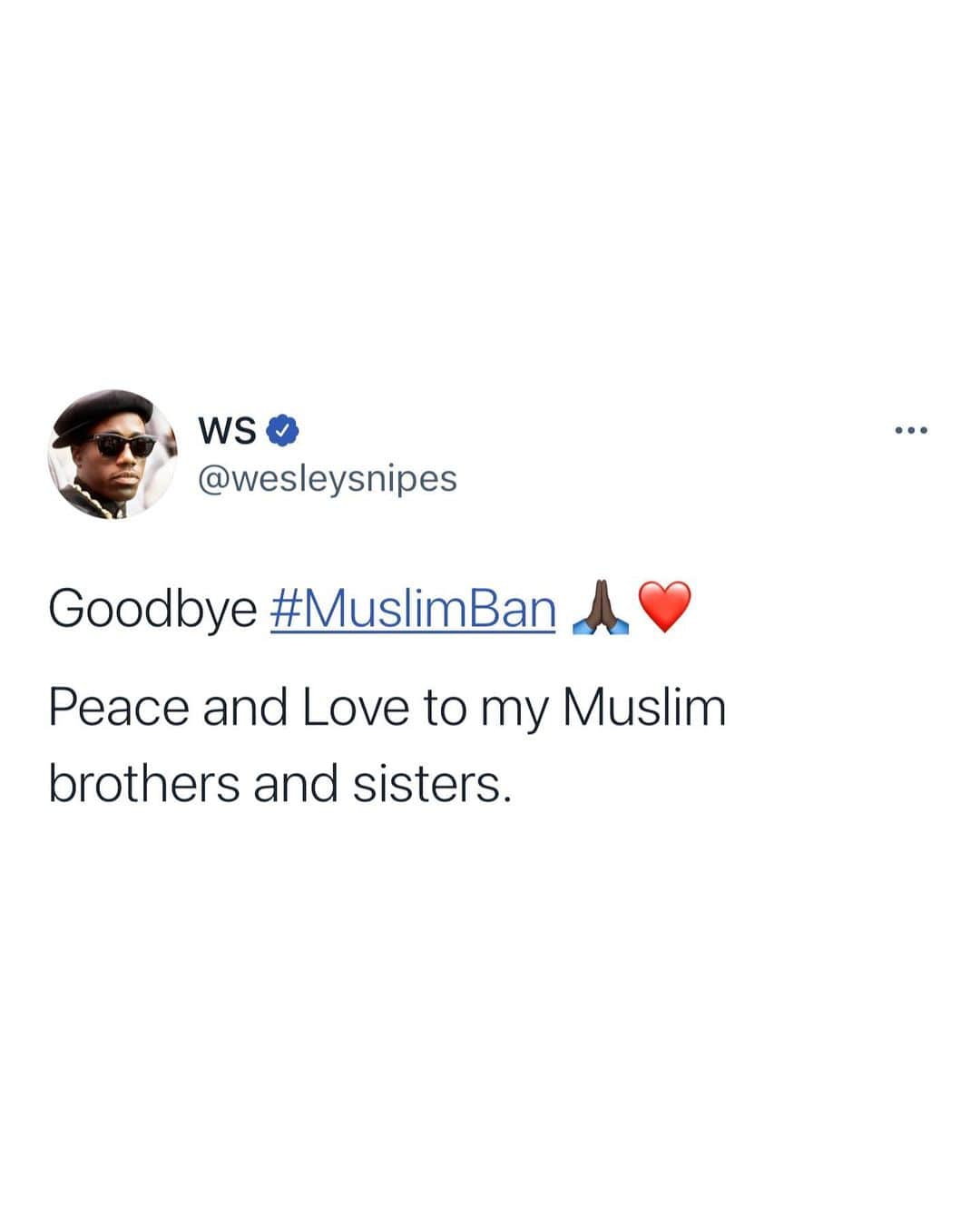 ウェズリー・スナイプスのインスタグラム：「Sending love to all my muslim brothers and sisters. 🙏🏿❤️」