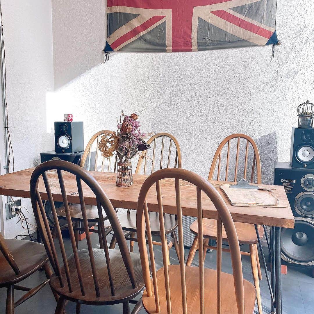 筒井愛実さんのインスタグラム写真 - (筒井愛実Instagram)「． 📍Long Walk Coffee ． 南森町の落ち着いた雰囲気のcafe🍽 ☑︎カレー🍛（友達の） ☑︎チキンサンド🥪 ☑︎チーズケーキ🧀 までバッチリいただきました◎ ※来店はまさかの昨年10月ごろです🤭 ． #longwalkcoffee #南森町カフェ #時差投稿オブザイヤー」1月21日 7時51分 - manamin_158cm