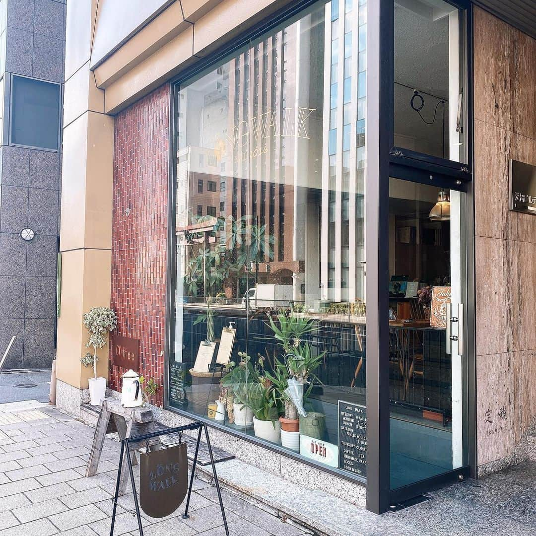 筒井愛実さんのインスタグラム写真 - (筒井愛実Instagram)「． 📍Long Walk Coffee ． 南森町の落ち着いた雰囲気のcafe🍽 ☑︎カレー🍛（友達の） ☑︎チキンサンド🥪 ☑︎チーズケーキ🧀 までバッチリいただきました◎ ※来店はまさかの昨年10月ごろです🤭 ． #longwalkcoffee #南森町カフェ #時差投稿オブザイヤー」1月21日 7時51分 - manamin_158cm