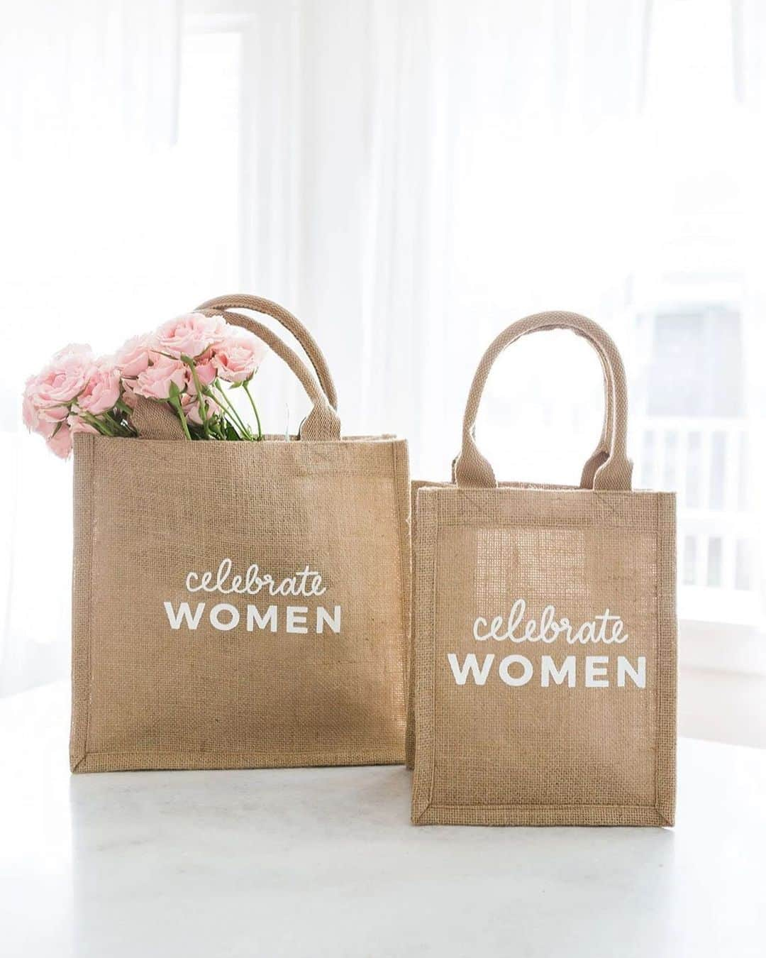 The Little Marketさんのインスタグラム写真 - (The Little MarketInstagram)「Let’s celebrate women, not just today, but every day.  ⠀⠀⠀⠀⠀⠀⠀⠀⠀ And let’s not just celebrate them; let’s support them.  ⠀⠀⠀⠀⠀⠀⠀⠀⠀ The Little Market is committed to the economic empowerment of women in underserved communities. Thank you for standing with us. Together, we can work toward a better future with equal rights, equal representation, and equal opportunity for all people, everywhere.」1月21日 10時01分 - thelittlemarket