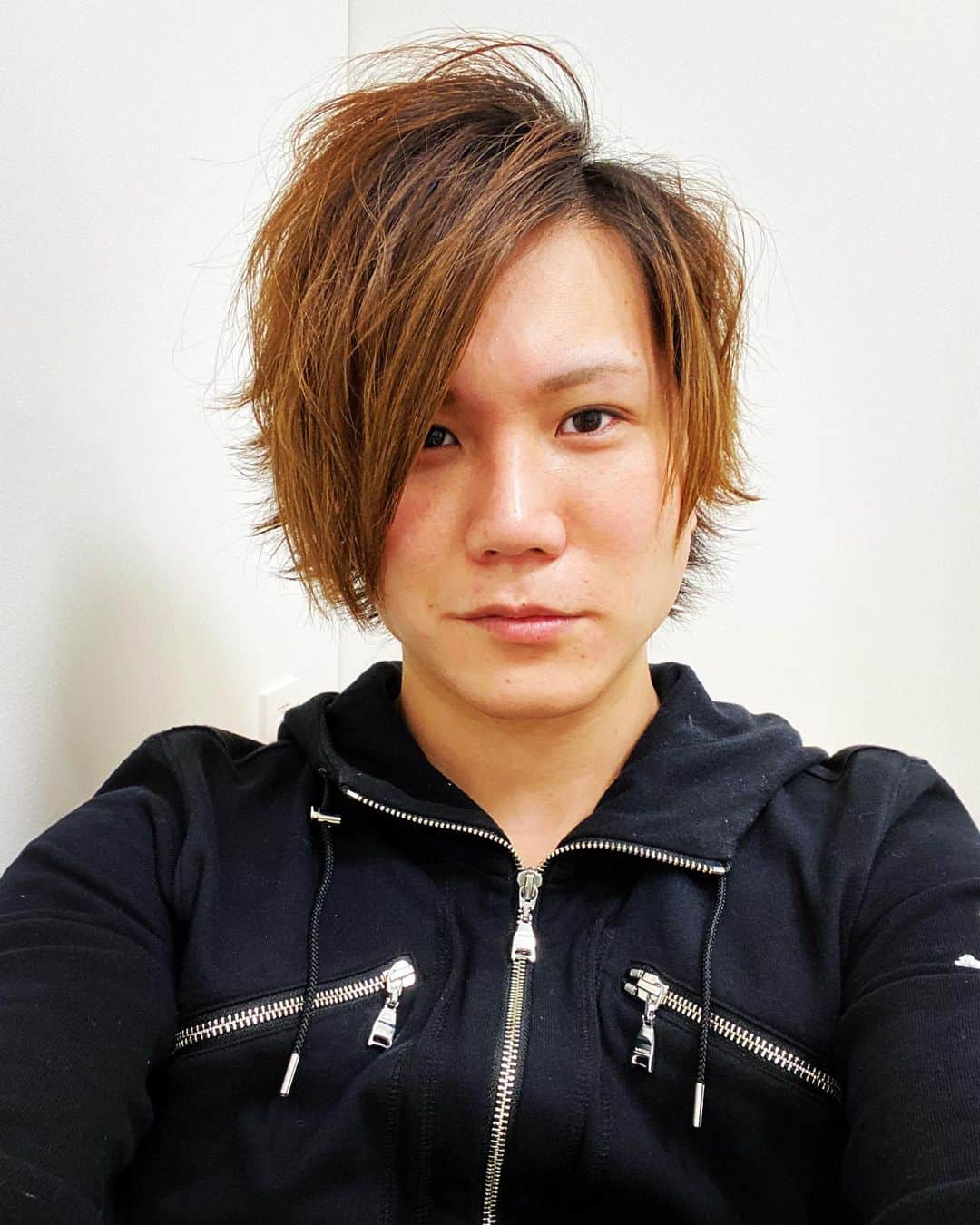 樋渡大輝のインスタグラム：「1日1ナルシスト〜今日の俺〜  本日のナルシスト度79  #1日1ナルシスト #ナルシスト #放課後ハートビート #お笑い #芸人 #吉本」