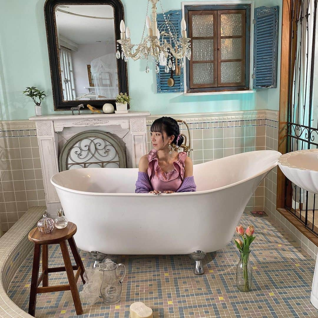 杉山優華さんのインスタグラム写真 - (杉山優華Instagram)「🛀🛀🛀 . . . 不安そう🐻‍❄️ .  #ファッション #おしゃれ #いいね #コーデ #ダイエット #フォロー #撮影 #美容 #今日のコーデ #フォローミー #お洒落 #オシャレ #日常 #コスメ #韓国 #韓国ファッション #fashion #ootd #love #instagood #photooftheda #fashion #beautiful #happy #cute #tbt #like4like #followme #picoftheday #follow」1月21日 11時35分 - fbyuuka29