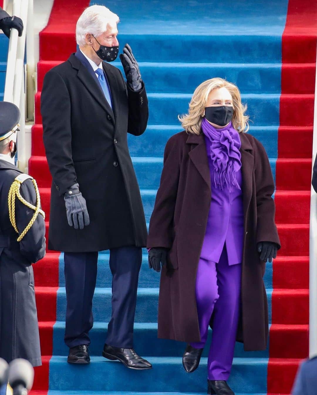 Fashion Weekさんのインスタグラム写真 - (Fashion WeekInstagram)「The color of the day: Purple 💜 With VP @kamalaharris in @christopherjohnrogers, former first lady @michelleobama wearing @sergiohudson, and former secretary of state @hillaryclinton in @ralphlauren, shades of purple were on display as a sign of unity and a nod to the suffragists. 📸 by @gettyimages」1月21日 11時39分 - fashionweek