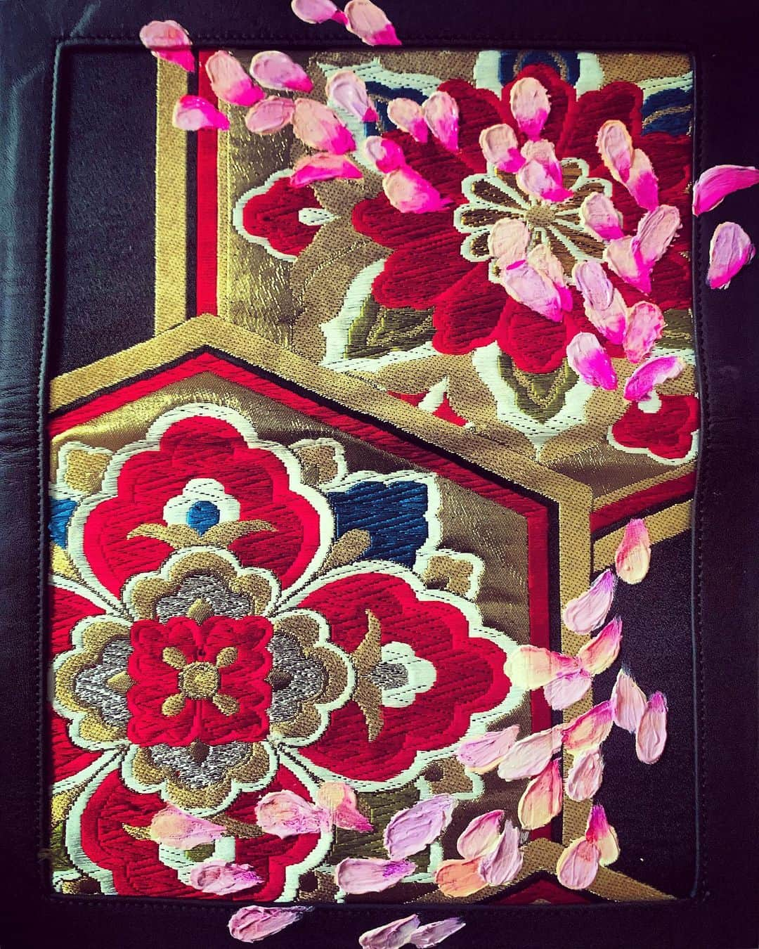 澤田友美さんのインスタグラム写真 - (澤田友美Instagram)「. 🌸🌸🌸 @ka__jp  🌸🌸🌸 clutch bag  sample👘 . . . #cherryblossom #kimono #painting #japan #traditional」1月21日 11時43分 - tomomi__sawada