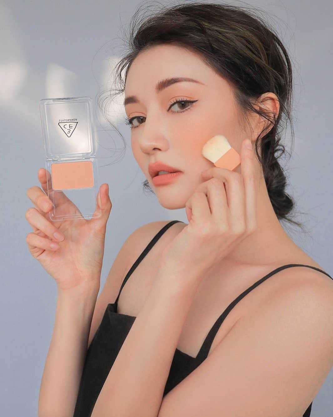 Official STYLENANDAさんのインスタグラム写真 - (Official STYLENANDAInstagram)「2021 Happy Nanda SALE✨ 3CE BLUSH BLUSHER 30% OFF(~1/21일까지) #stylenanda #3ce」1月21日 11時46分 - houseof3ce