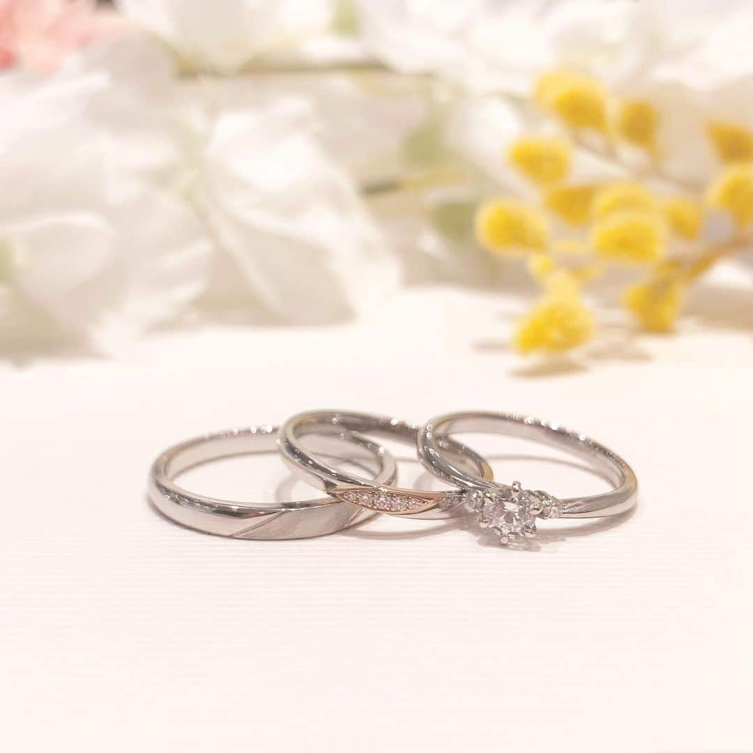 JKプラネット銀座.表参道.福岡|結婚指輪セレクトショップさんのインスタグラム写真 - (JKプラネット銀座.表参道.福岡|結婚指輪セレクトショップInstagram)「💍 @jkplanet.jewelry 【JK Planet Limited Edition】 💎JKPlanetオリジナルブランド💎 銀座本店・横浜元町店・名古屋栄店・福岡天神店にて先行販売中♡ メイドインジャパンによる高品質ブランド。 熟練の職人による磨き仕上げで、滑らかな指通り。 ダイヤモンドは、全てハート&キューピッドをセッティングし上質な輝きです💍 ・…・…・…・…・…・…・…・ @jkplanet.jewelry 銀座本店・横浜元町店・名古屋栄店・福岡天神店にてお取り扱い中♡ 🔽JK Planet  SHOP LIST🔽 銀座本店・表参道店・横浜元町店・名古屋栄店・福岡天神店・熊本上通店・鹿児島天文館店・宮崎橘通り店 ・…・…・…・…・…・…・…・ #JKPlanet  #JKプラネット  #結婚指輪JKPlanet #婚約指輪JKPlanet #結婚指輪のセレクトショップ  #婚約指輪のセレクトショップ  #JKPlanetオリジナルブランド #JKPlanet限定 #コンビネーションリング  #エンゲージリング #エンゲージ #婚約指輪  #マリッジリング #マリッジ #結婚指輪  #結婚指輪選び #結婚指輪探し  #婚約指輪選び #婚約指輪探し  #結婚指輪💍 #結婚指輪銀座 #結婚指輪横浜 #結婚指輪名古屋 #結婚指輪福岡」1月21日 11時50分 - jkplanet.jewelry