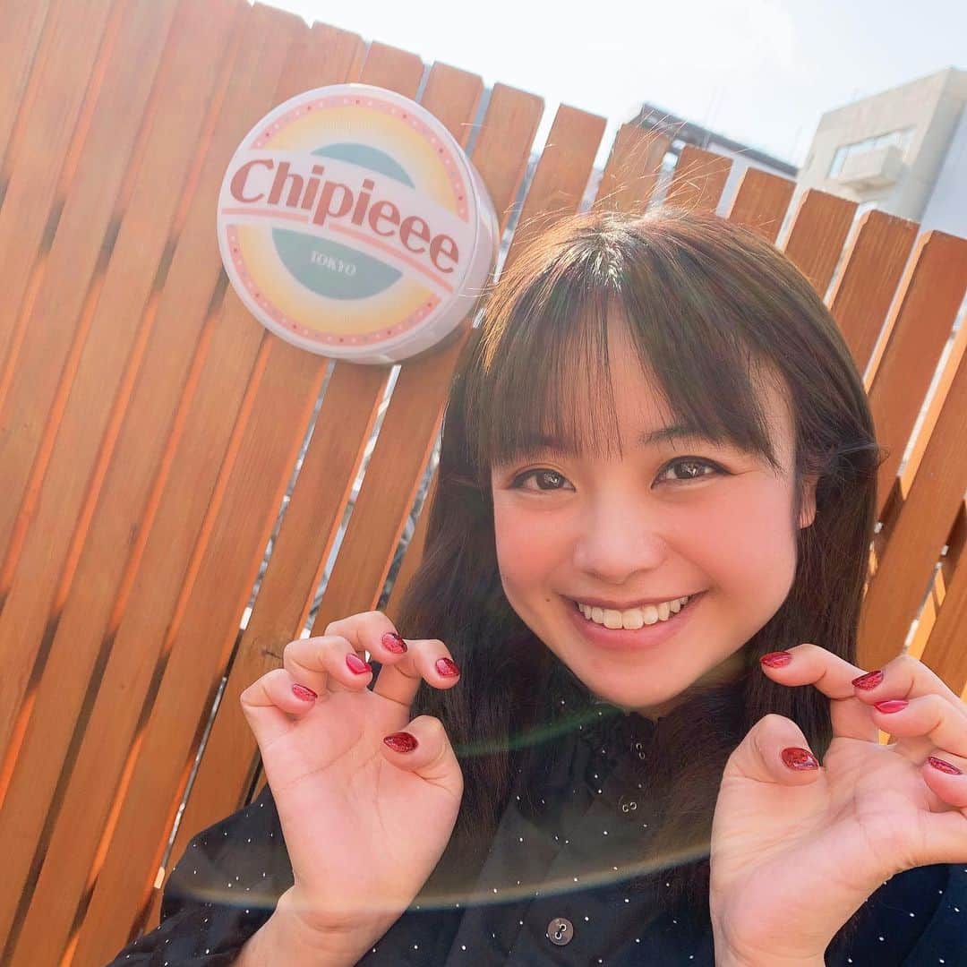 のインスタグラム：「かわいいなぁーネイル❤ テンションすごく上がるよねぇ❤  #ネイルサロン #人気ネイル店」