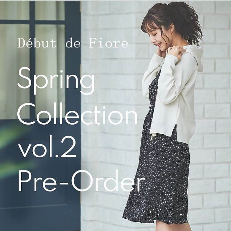 Debut de Fioreのインスタグラム：「＜Spring Collection＞ 1/21(Thu)10:00公開   Debut de FioreのSpring Collection-Vol.2-が、公式オンラインストアにて本日公開！ 2月発売の最新春コレクションをぜひプロフィールのURLよりcheckしてください😊✨  @rsk_0315     #レッセパッセ #laissepasse #デビュードフィオレ #debutdefiore  #laissepasseonlinestore #レッセパッセオンラインストア #新作 #ニット #ニットコーデ #ワンピース #ワンピースコーデ #スカート #スカートコーデ #プリント #プリントワンピース #プリントスカート #コート #コートコーデ #コートスタイル #2021SS #2021Spring #新作 #石川理咲子 さん」