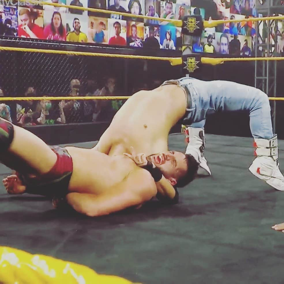 KUSHIDAさんのインスタグラム写真 - (KUSHIDAInstagram)「Hammerlock suplex hold. #新技投入 #1回戦突破 #初公開 #DustyClassic  @wwenxt」1月21日 13時04分 - kushida_ts