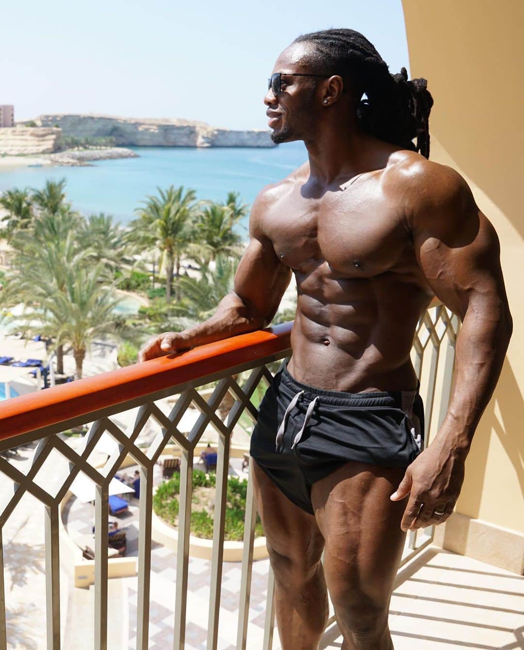 Ulissesworldさんのインスタグラム写真 - (UlissesworldInstagram)「To Travel is to Live 💫 Muscat 🇴🇲❤️ #tbt #memories #ulissesworld  _ I AM DEDICATED CHALLENGE 2 IS LIVE ! Register Now! 👆LINK IN MY BIO👆 _ 8 Week I AM DEDICATED CHALLENGE includes: - 8 week Home or Gym Program  - 8 Week Meal Plans Schedule - Private Members Only App - Email Support - Facebook Support Community - Weekly Check-Ins - Prizes for best transformation 🥇1st place - $3,000 🥈2nd Place - $2,000 🥉3rd Place - $1,000 (Best Transformation of an existing member) Let Me Help You Get Fit!👆LINK IN MY BIO👆 Good Luck💪🏽👊🏽」1月21日 23時19分 - ulissesworld