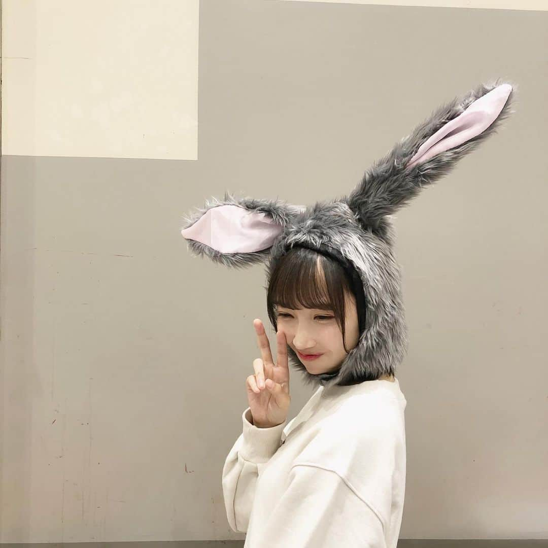 薮下楓さんのインスタグラム写真 - (薮下楓Instagram)「🐇 思ったより耳が重たかったです😌 今日もお疲れ様でした！」1月21日 23時29分 - yabushita__fuu