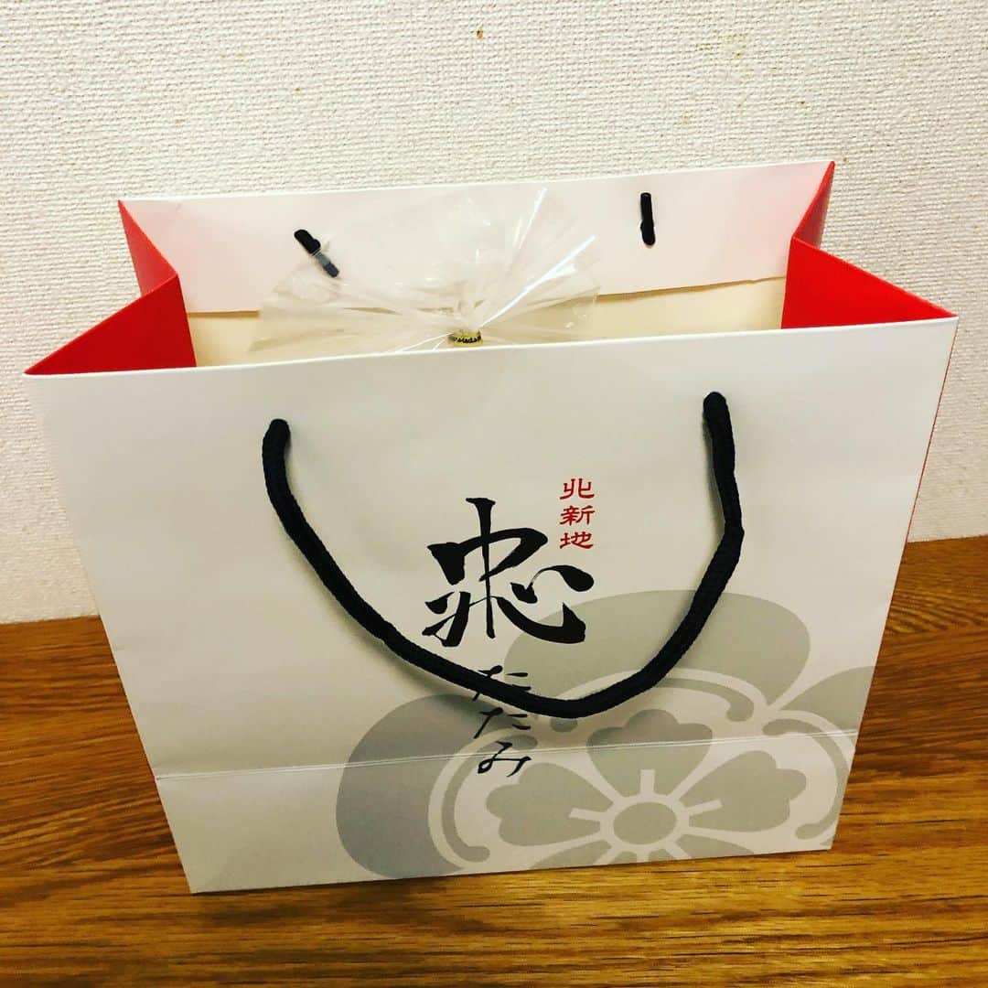 高本剛志さんのインスタグラム写真 - (高本剛志Instagram)「45歳になりました。 ギィィヤァァァァ(´༎ຶོρ༎ຶོ`)」1月21日 16時38分 - takamoto76